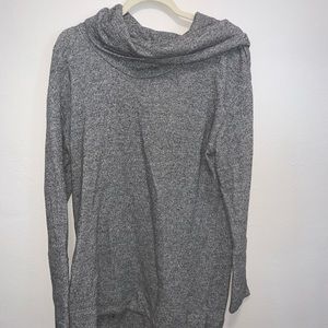 Long sleeve turtleneck